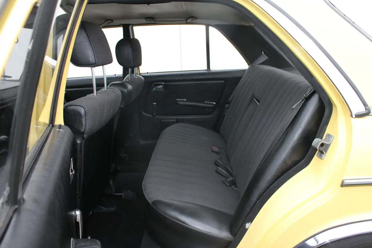 Mercedes-Benz 200D 200 D, foto 4