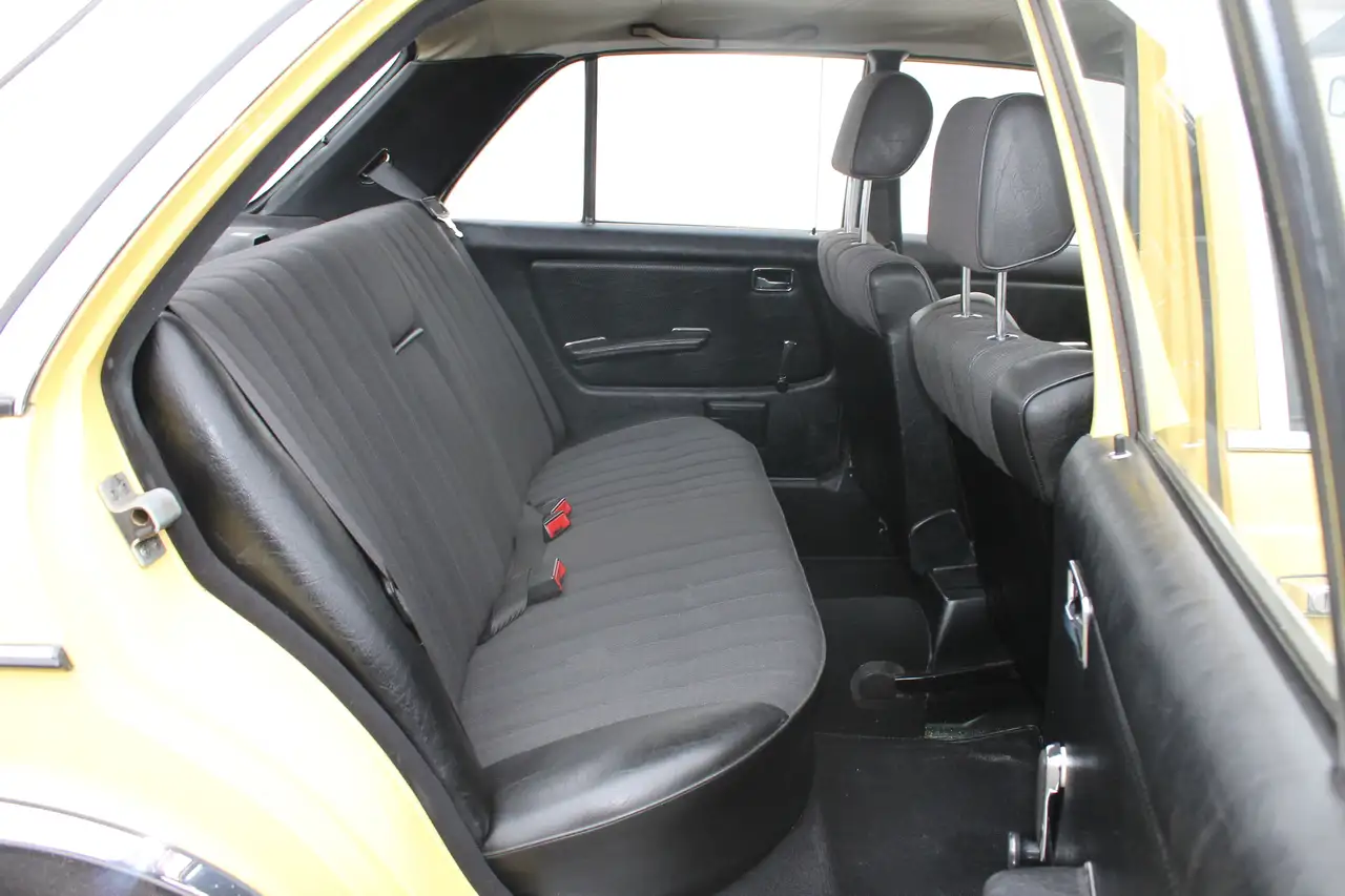 Mercedes-Benz 200D 200 D, foto 6
