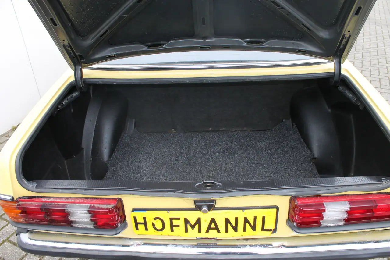 Mercedes-Benz 200D 200 D, foto 10