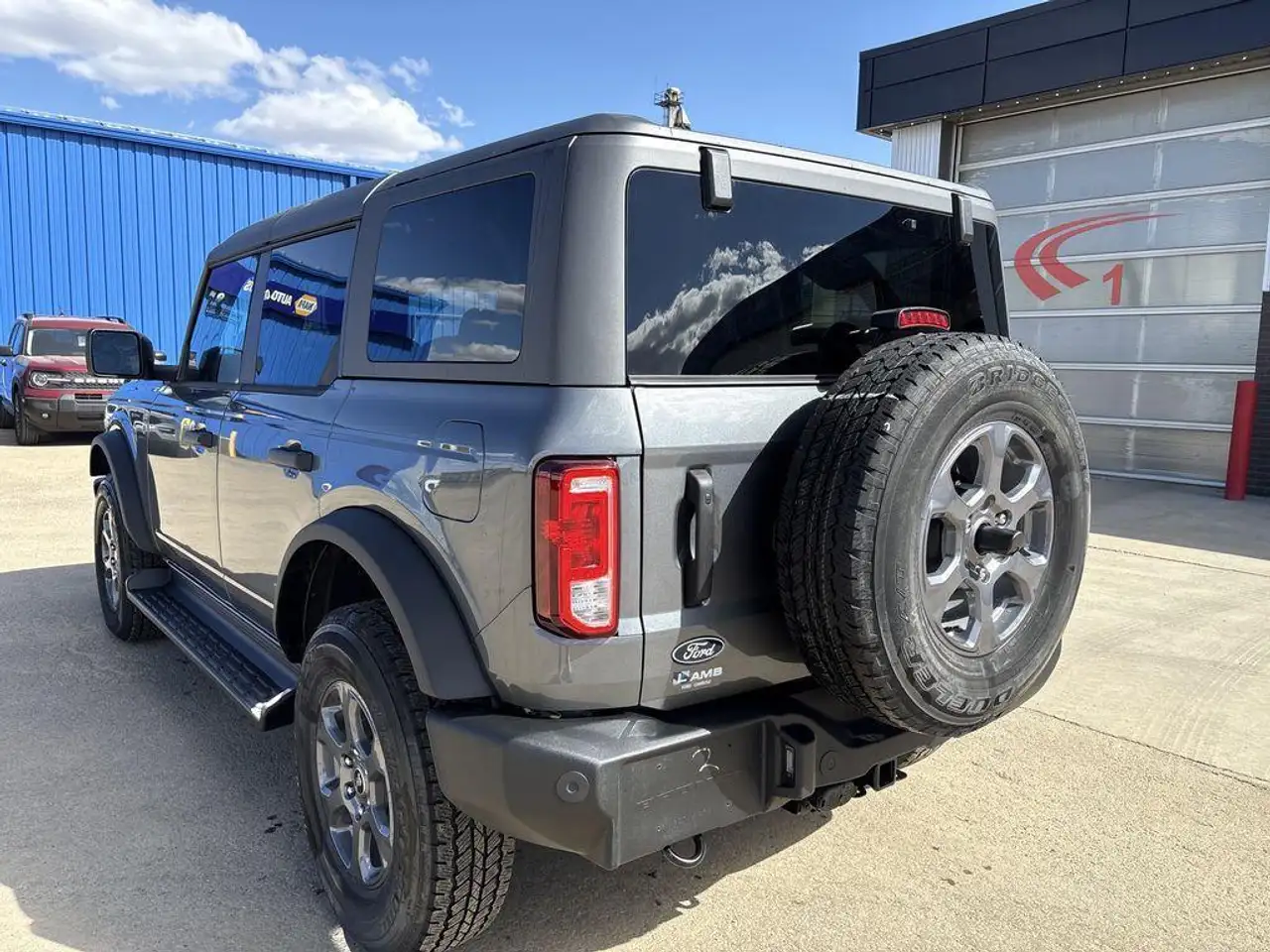 Ford Bronco снимка Ford Bronco