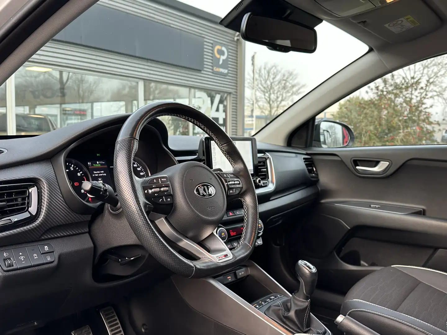 Kia Stonic 1.0 T-GDi MHEV GT-Line | Keyless | Stuurverwarming Grijs - 2