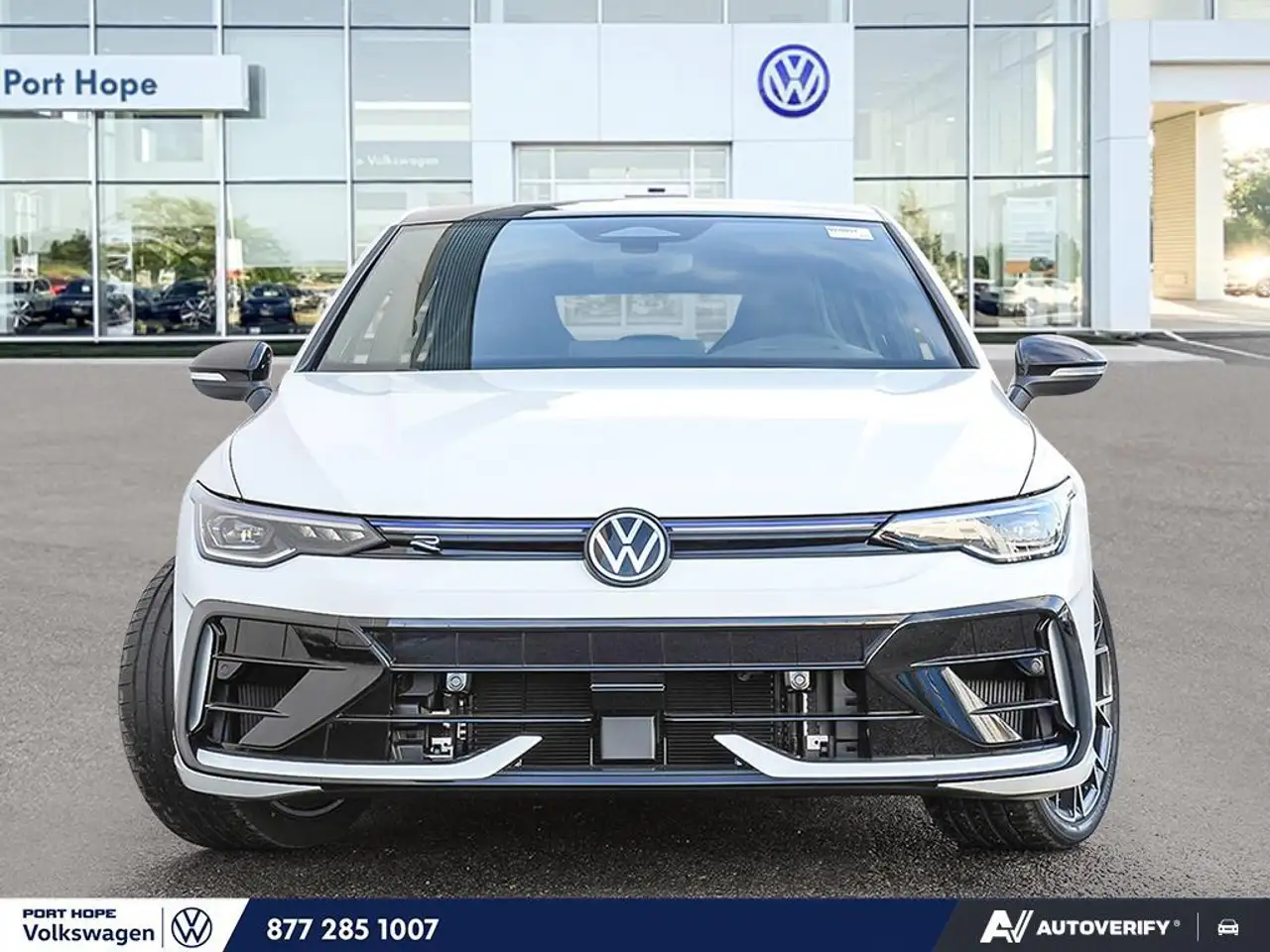 Volkswagen Golf R снимка Volkswagen Golf R