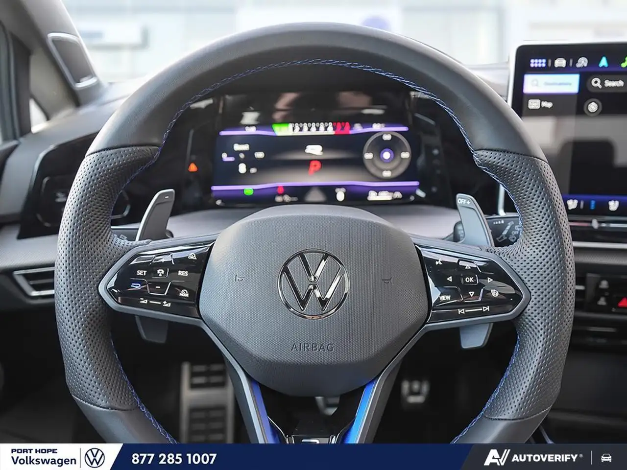 Volkswagen Golf R снимка Volkswagen Golf R