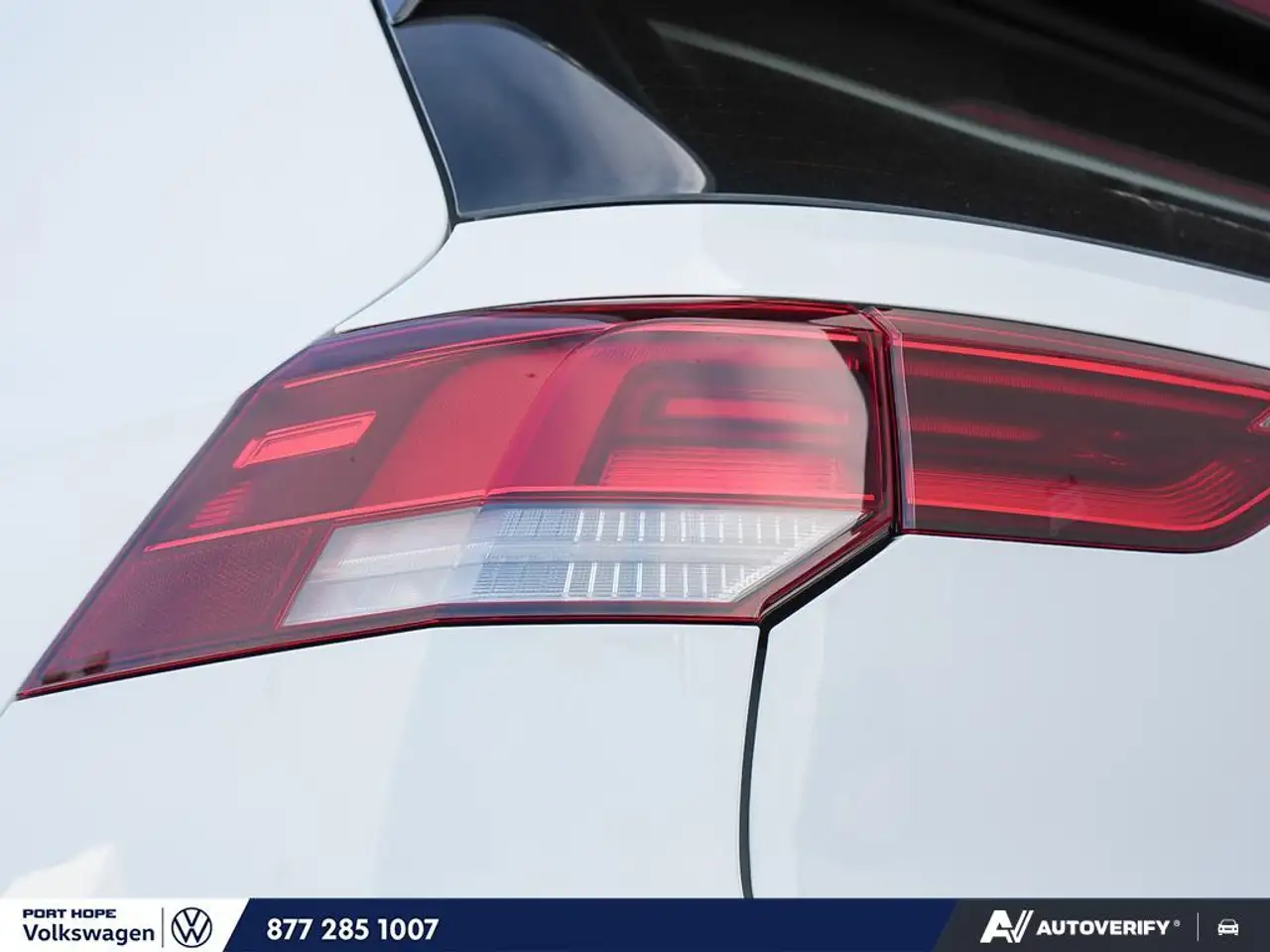 Volkswagen Golf R снимка Volkswagen Golf R