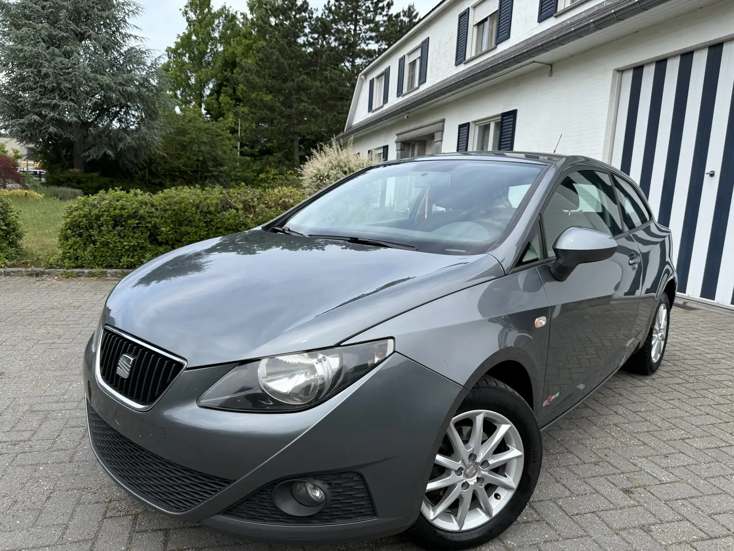 SEAT Ibiza SC 1.2 TDI CR Ecomotive Style Grijs - 1