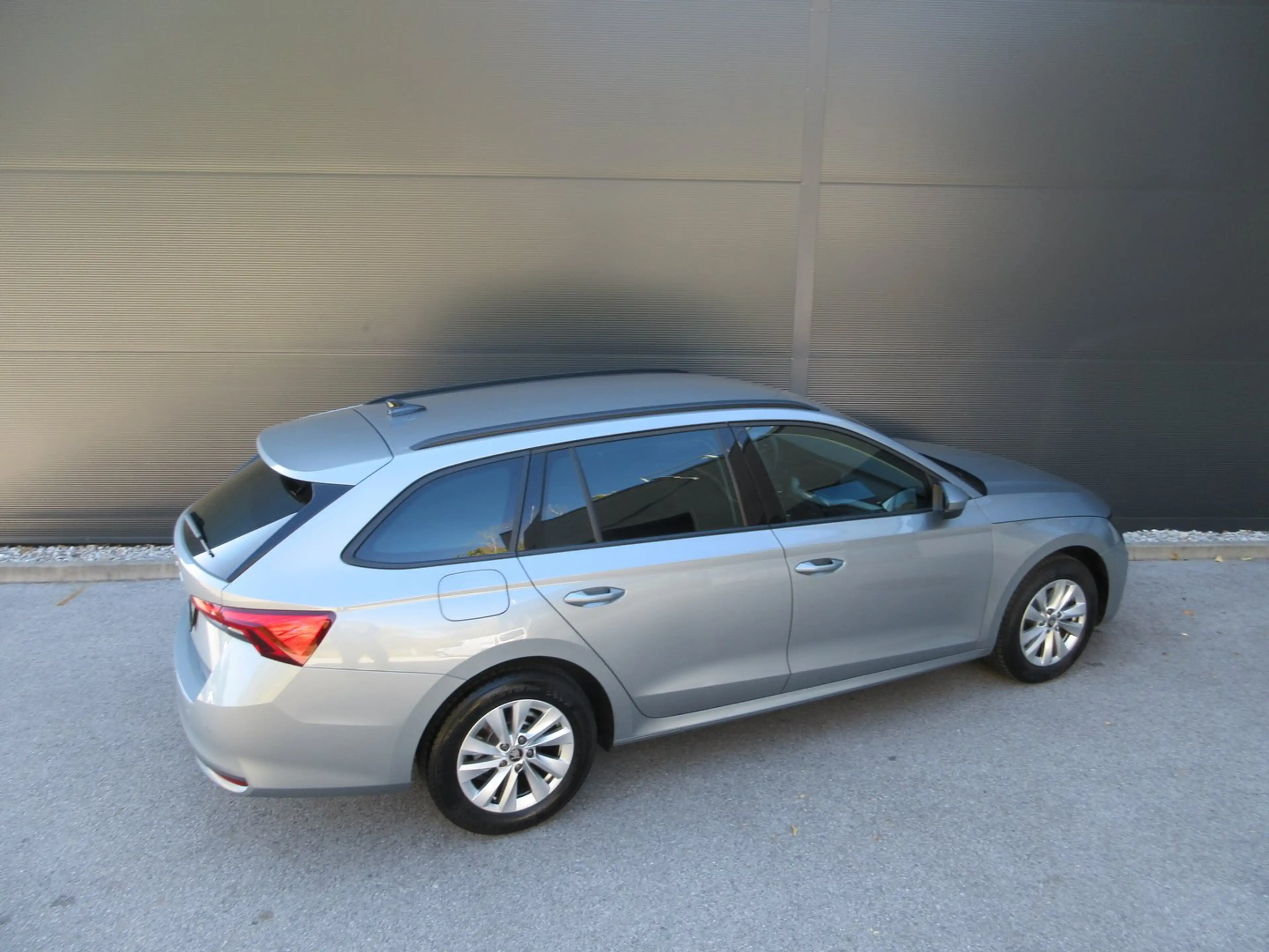 Skoda Octavia Essence TSI — photo 8