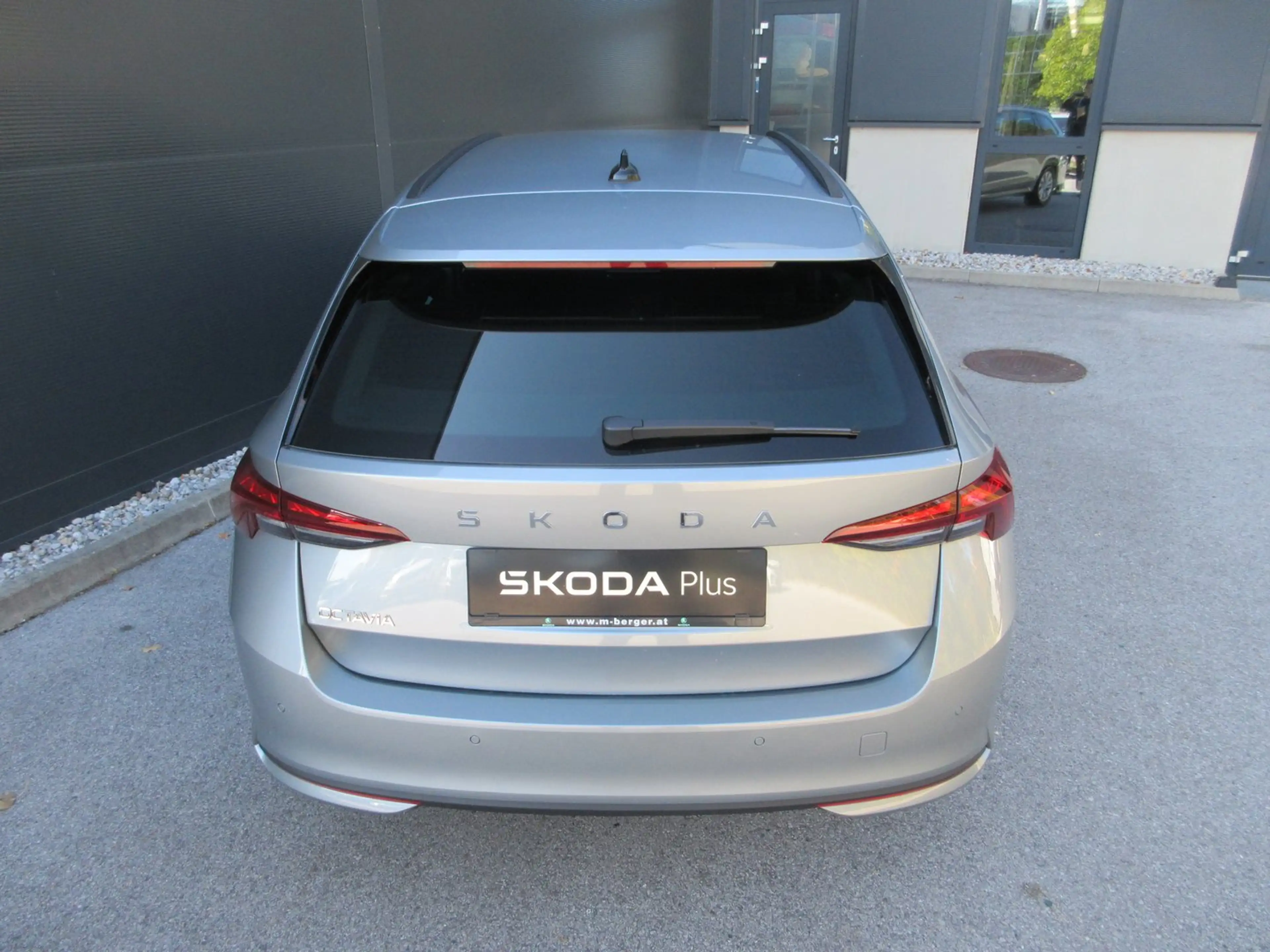 Skoda Octavia Essence TSI — photo 10