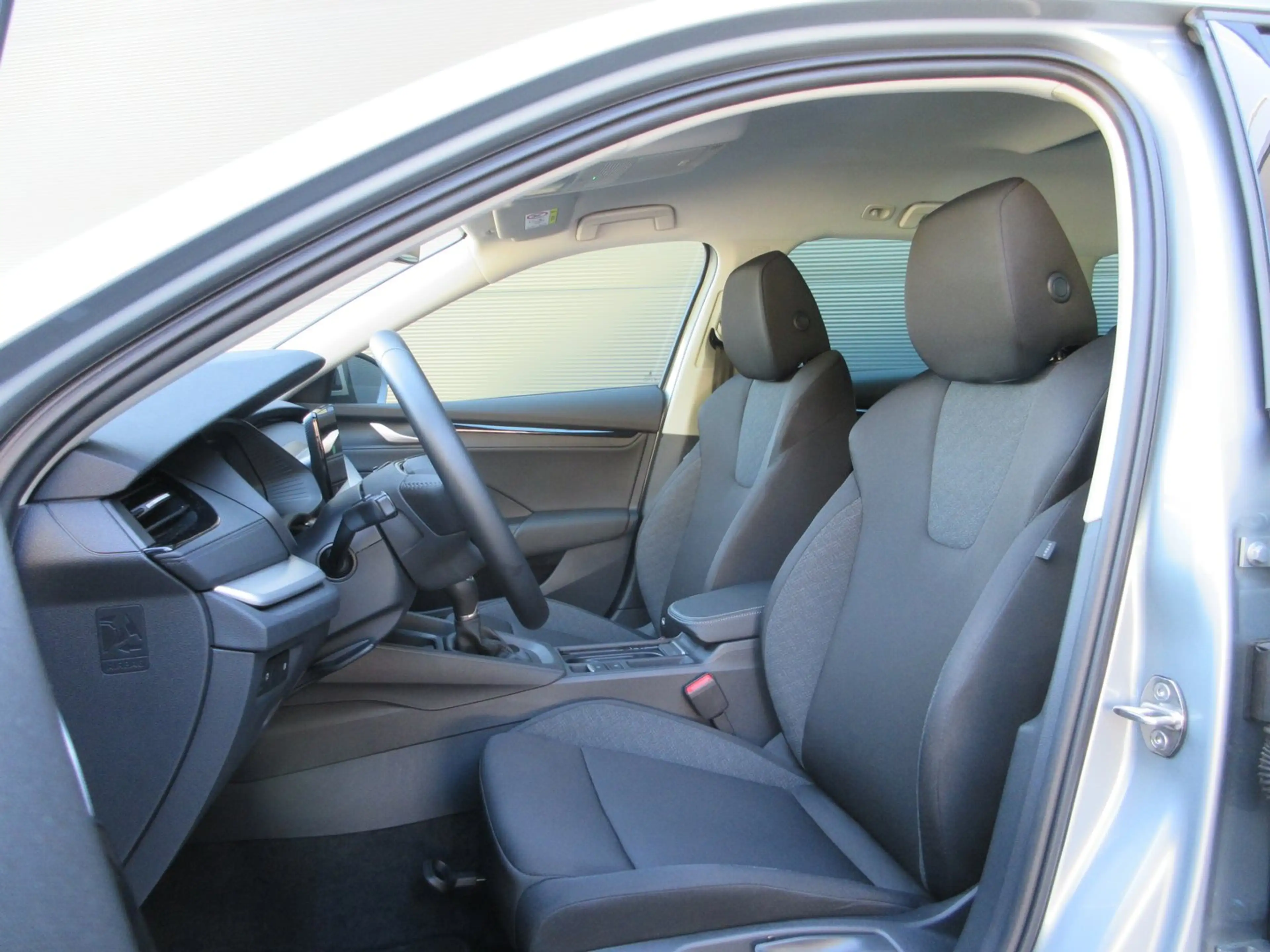 Skoda Octavia Essence TSI — photo 11