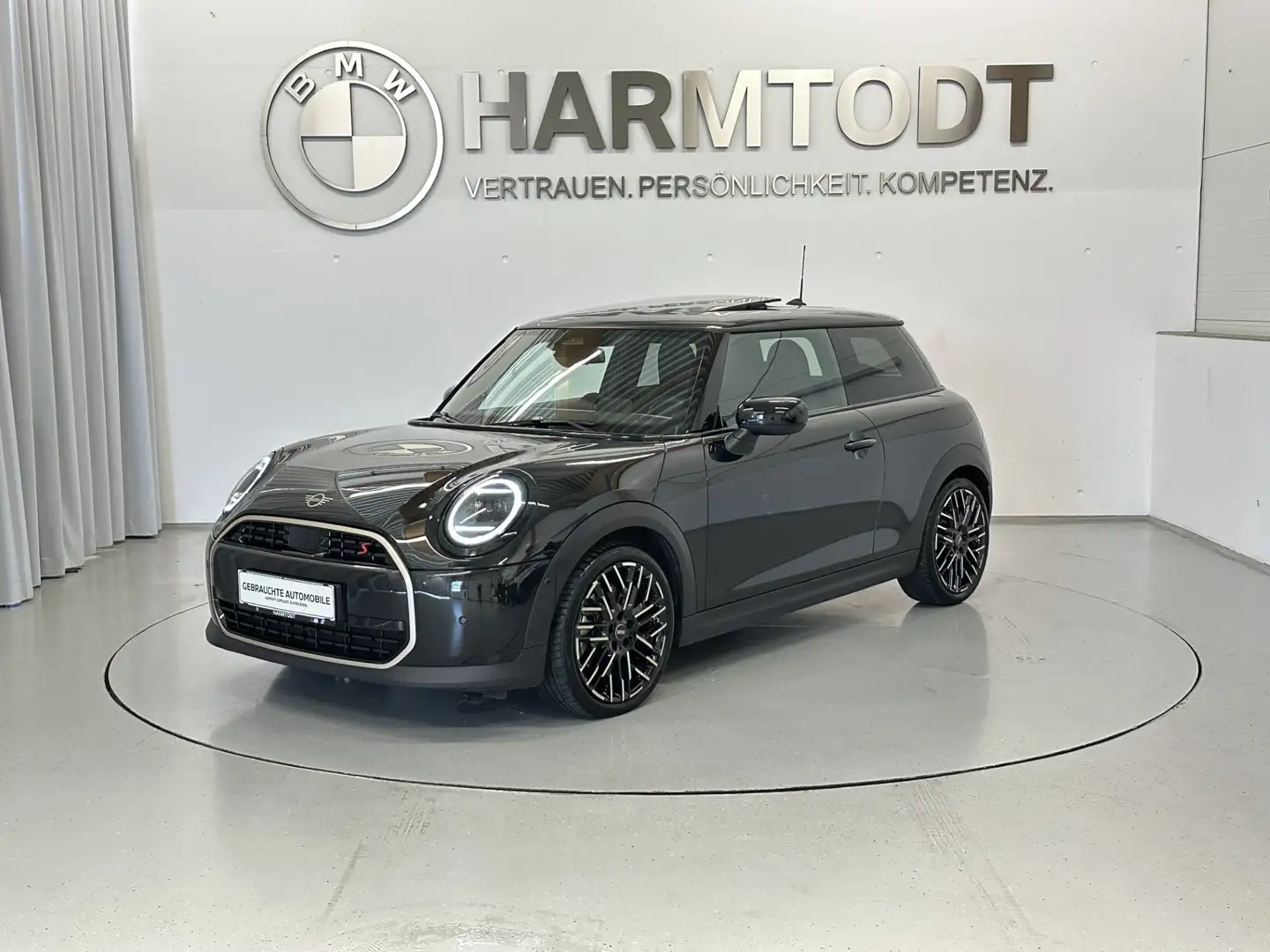 MINI Cooper S 3-Türer *Paket M / JCW Sportsitze / Pano* Schwarz - 2