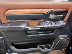 RAM 3500 снимка RAM 3500