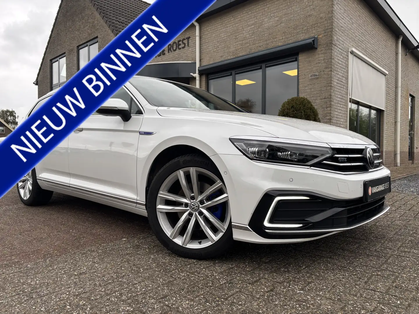 Volkswagen Passat Variant 1.4 TSI PHEV GTE Automaat Business Trekhaak / All- Blanc - 1