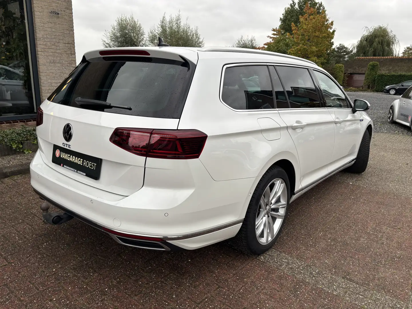 Volkswagen Passat Variant 1.4 TSI PHEV GTE Automaat Business Trekhaak / All- Blanc - 2