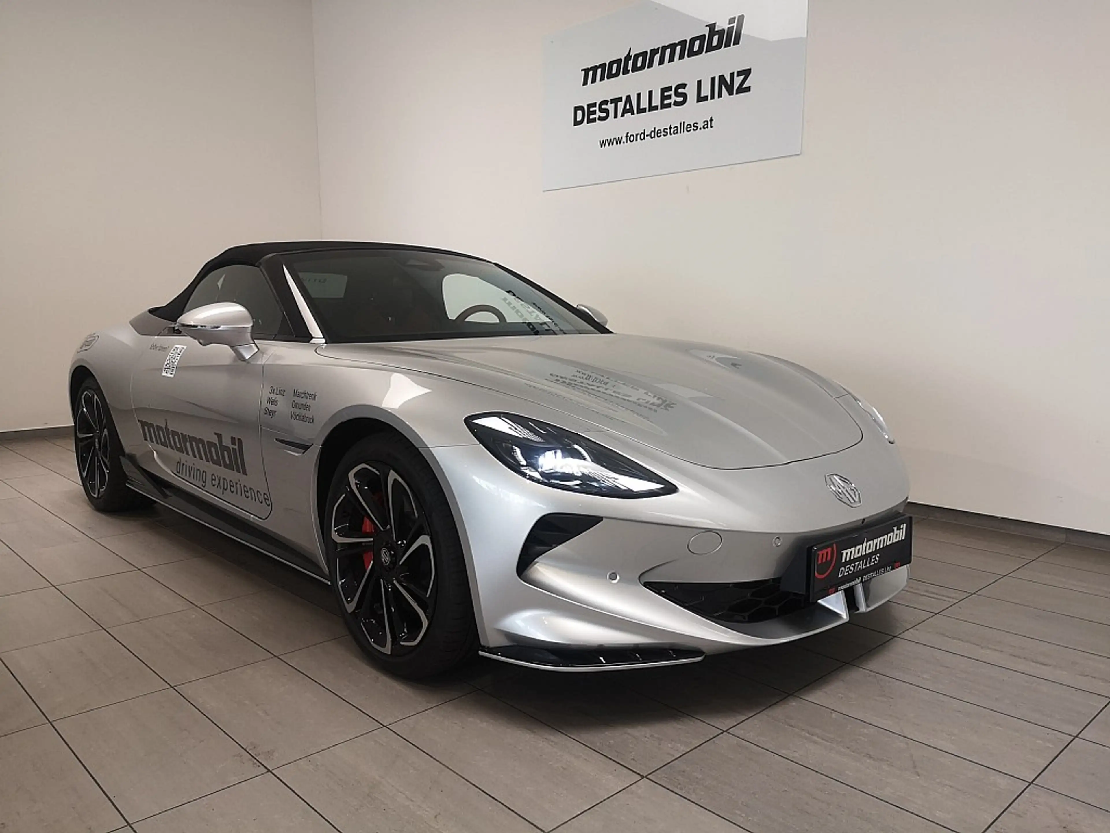 MG Cyberster 77kWh GT