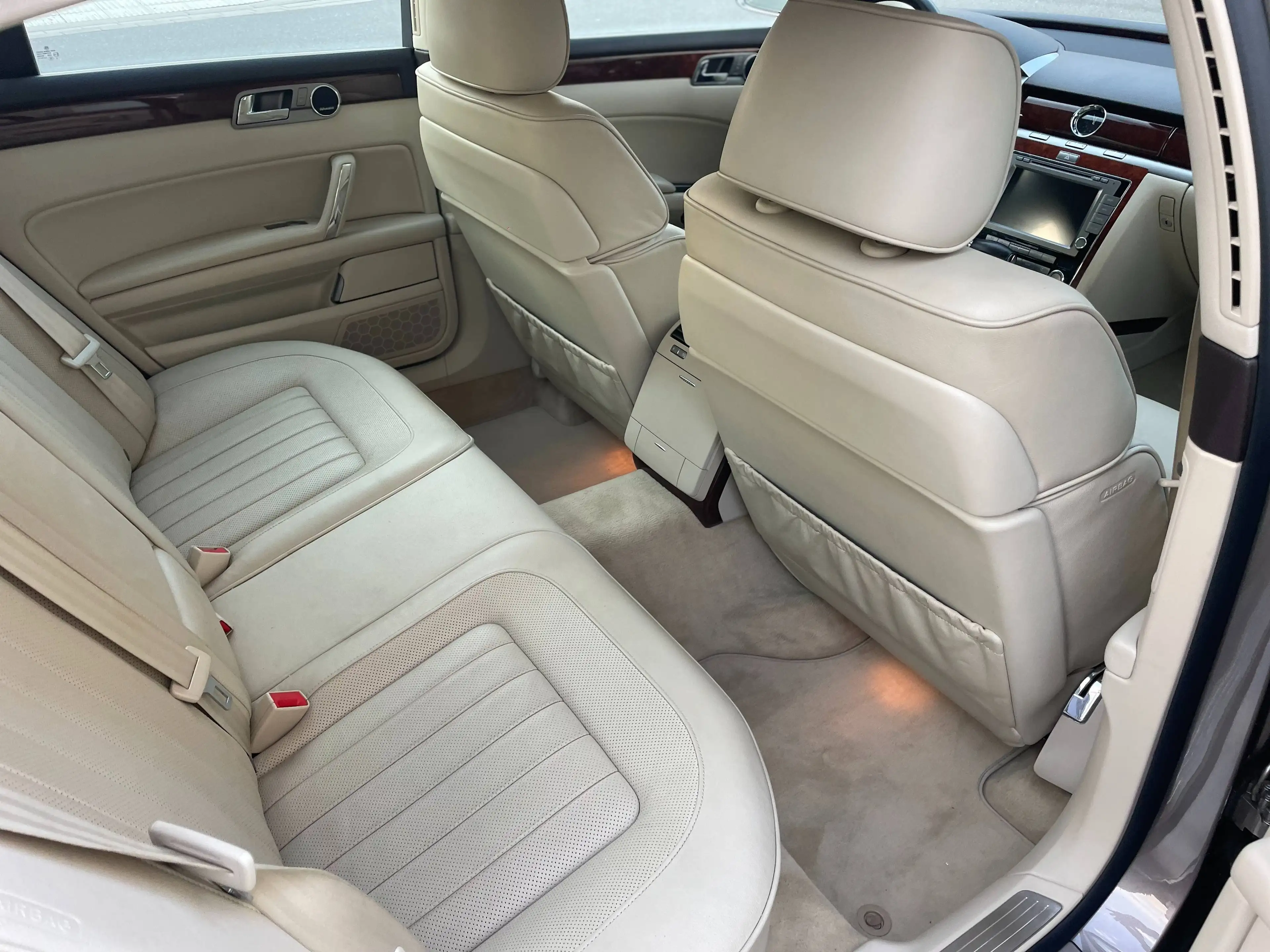 Volkswagen Phaeton Phaeton Diesel 3.0 V6 TDI DPF 4MOTION Automatik (5 Sitzer) — photo 7