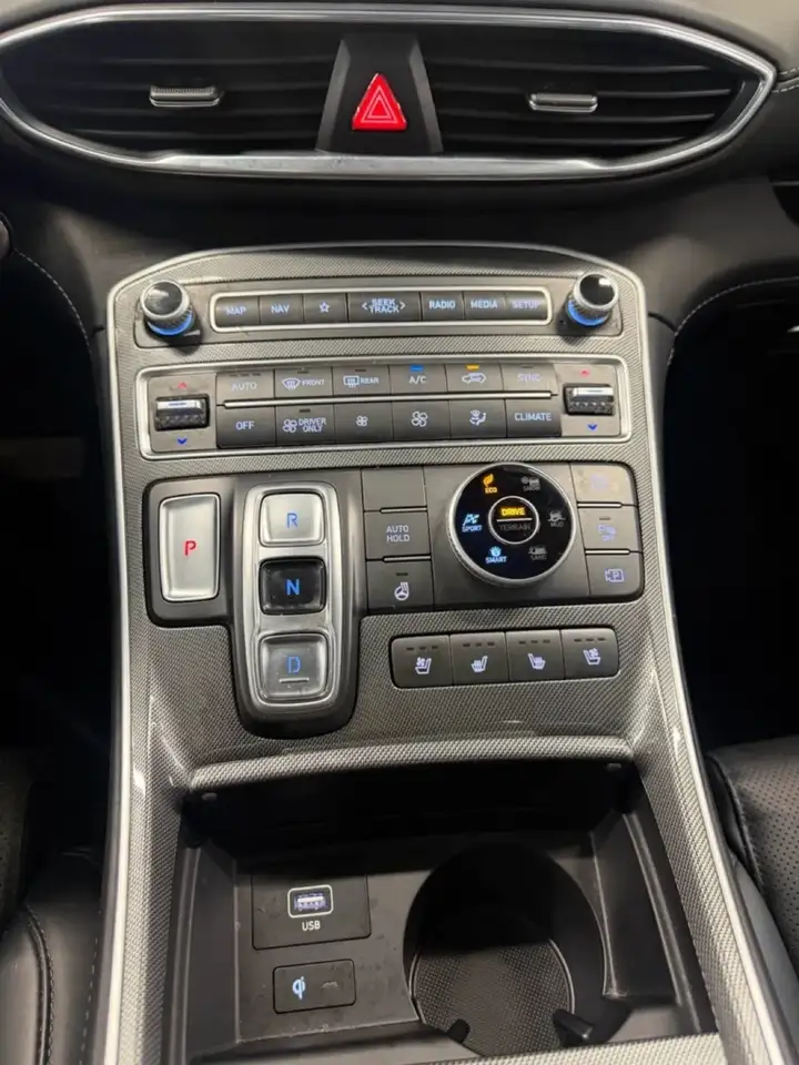 Hyundai SANTA FE снимка Hyundai SANTA FE