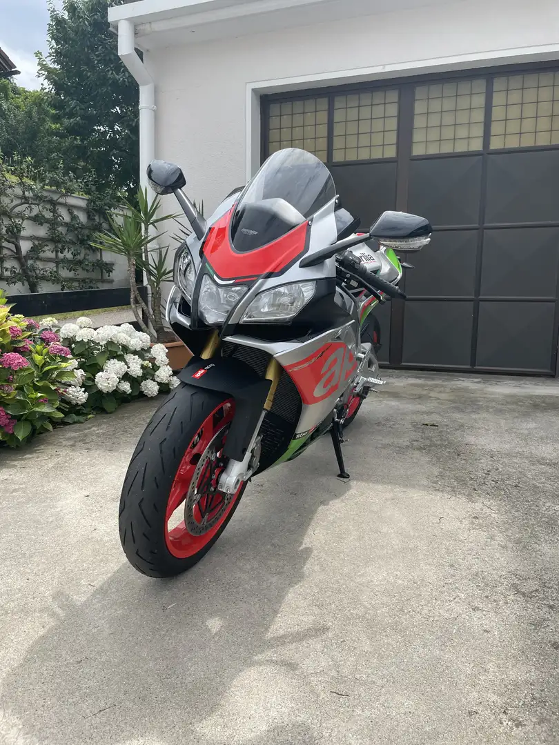 Aprilia RSV4 RR - 2