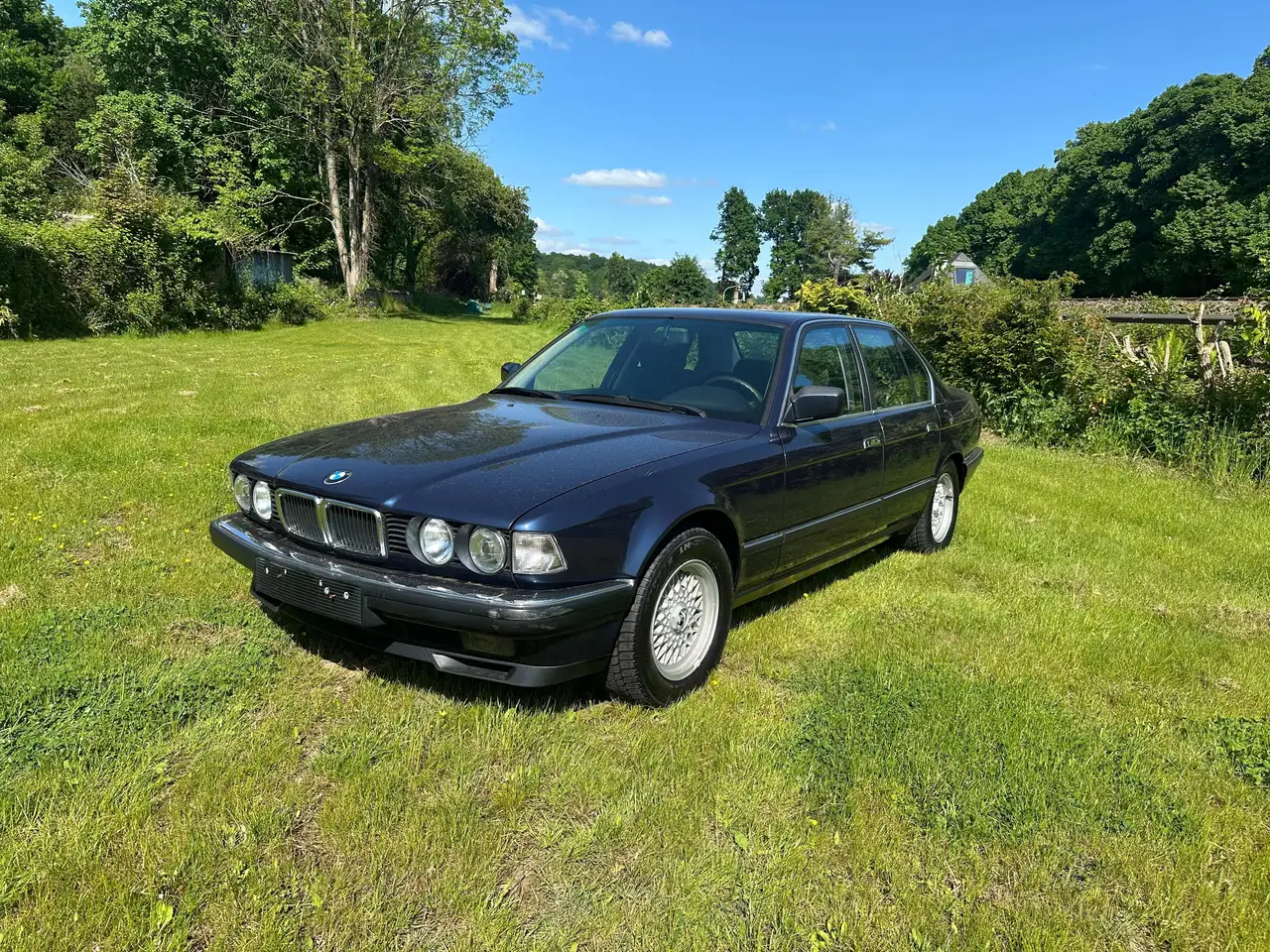 BMW 750