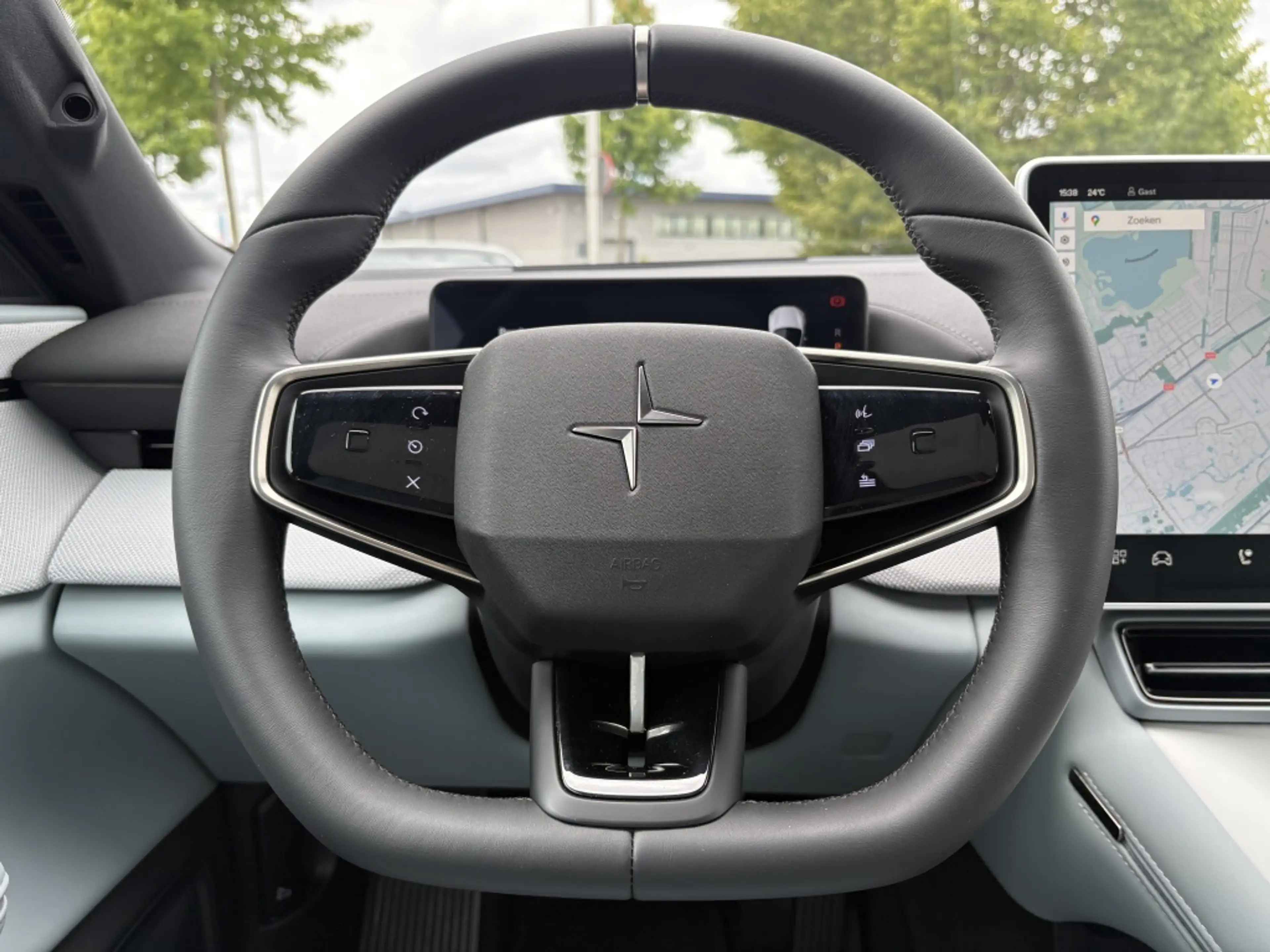 Polestar 4 Long range Dual motor 100 kWh | Plus & Pilot pack — photo 10