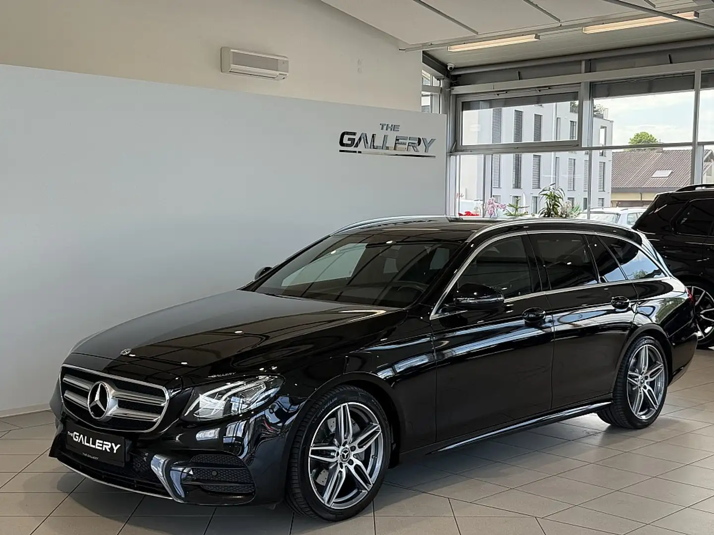 Mercedes-Benz E 200 d T Aut.*AMG-Line*Kamera*LED*Totwinkel Negro - 2