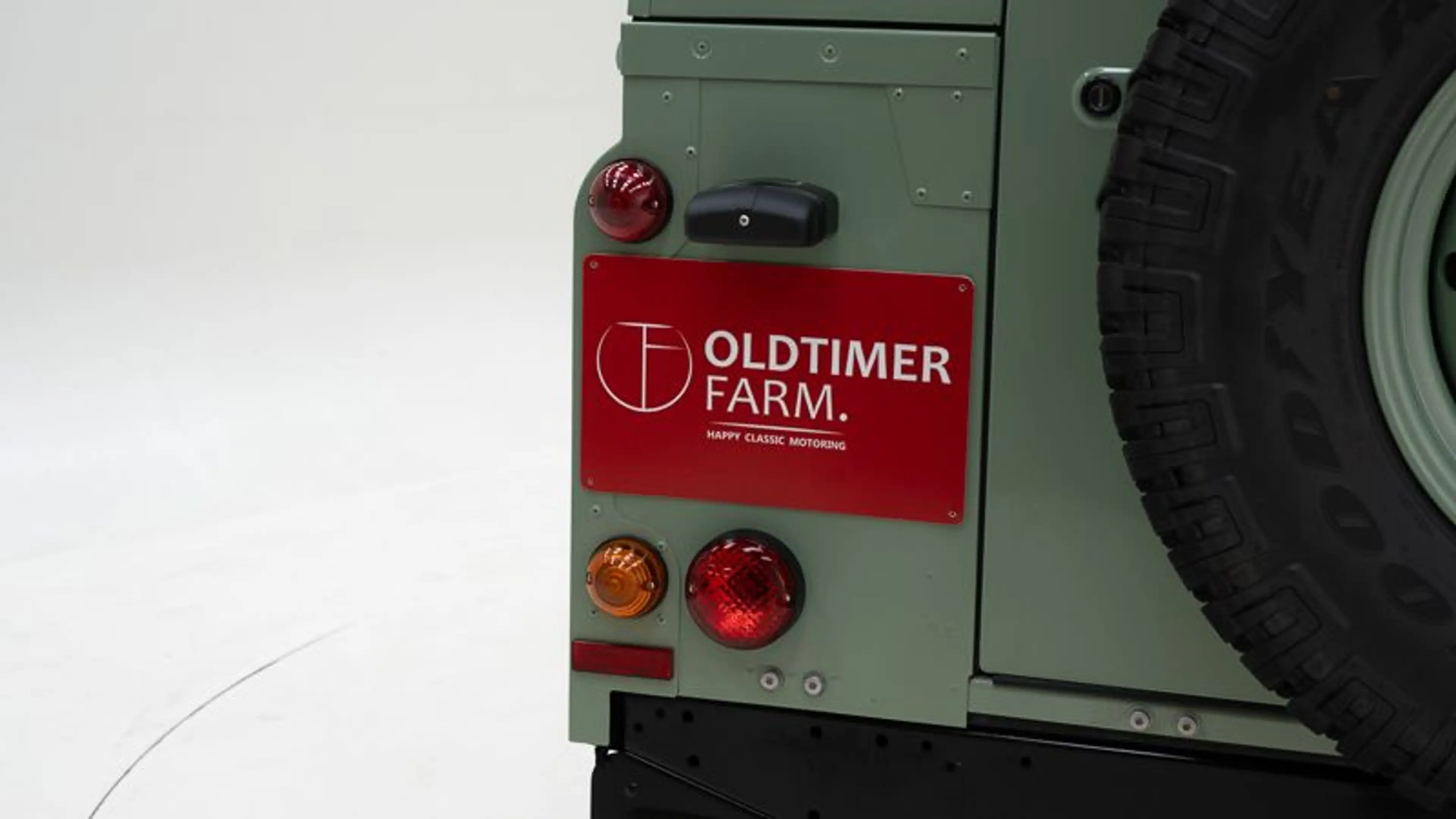 Land Rover Defender Heritage 90 '2015 CH79116 — photo 15