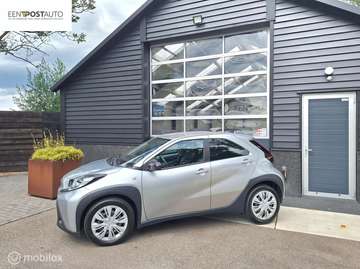 1.0 VVT-i MT Play 1 Eig. NL-Auto ! BTW-Auto ! Adap