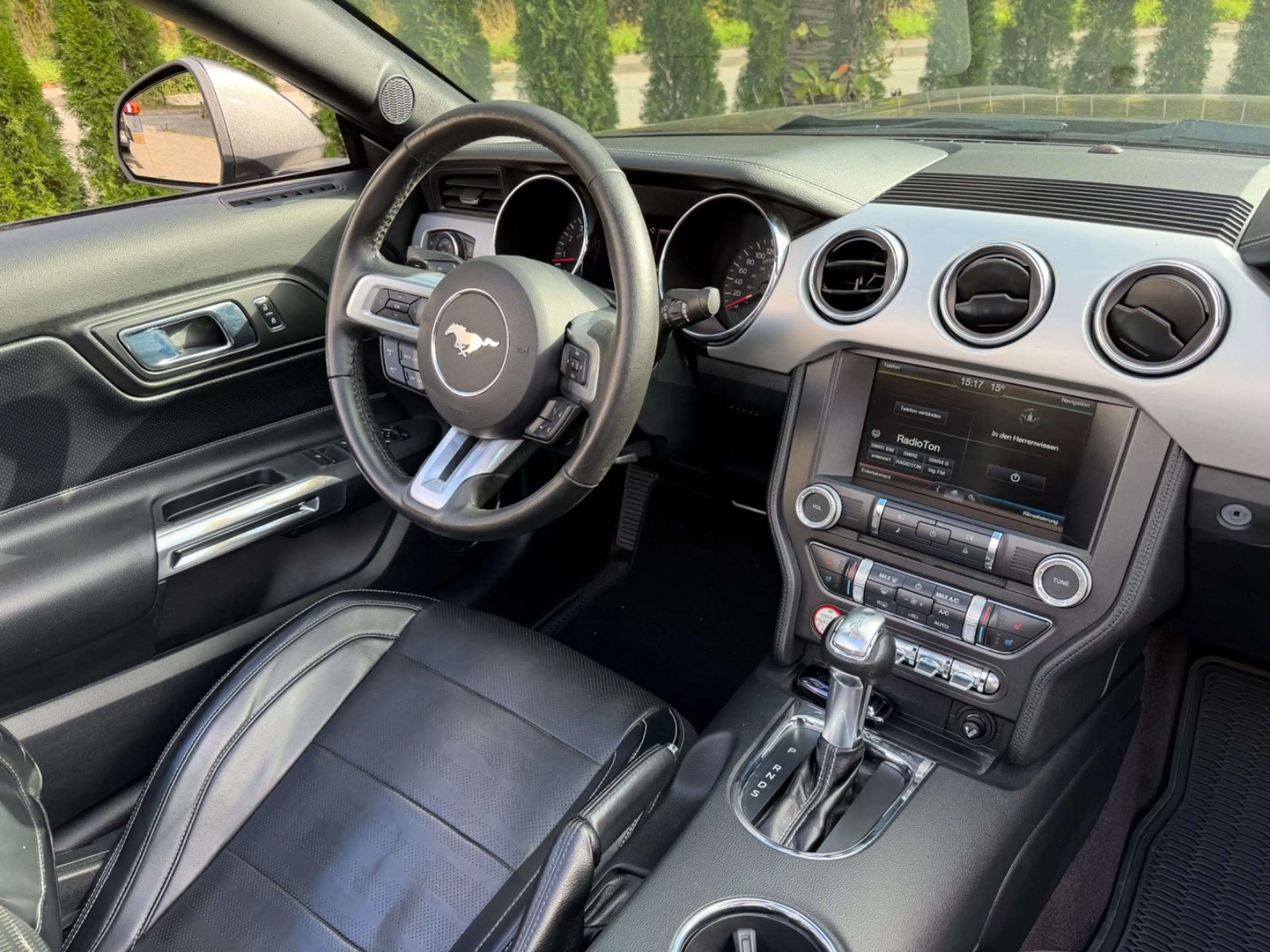 Ford Mustang GT5.0 Convertible/SHAKER/Sitzklima/Sport — photo 20