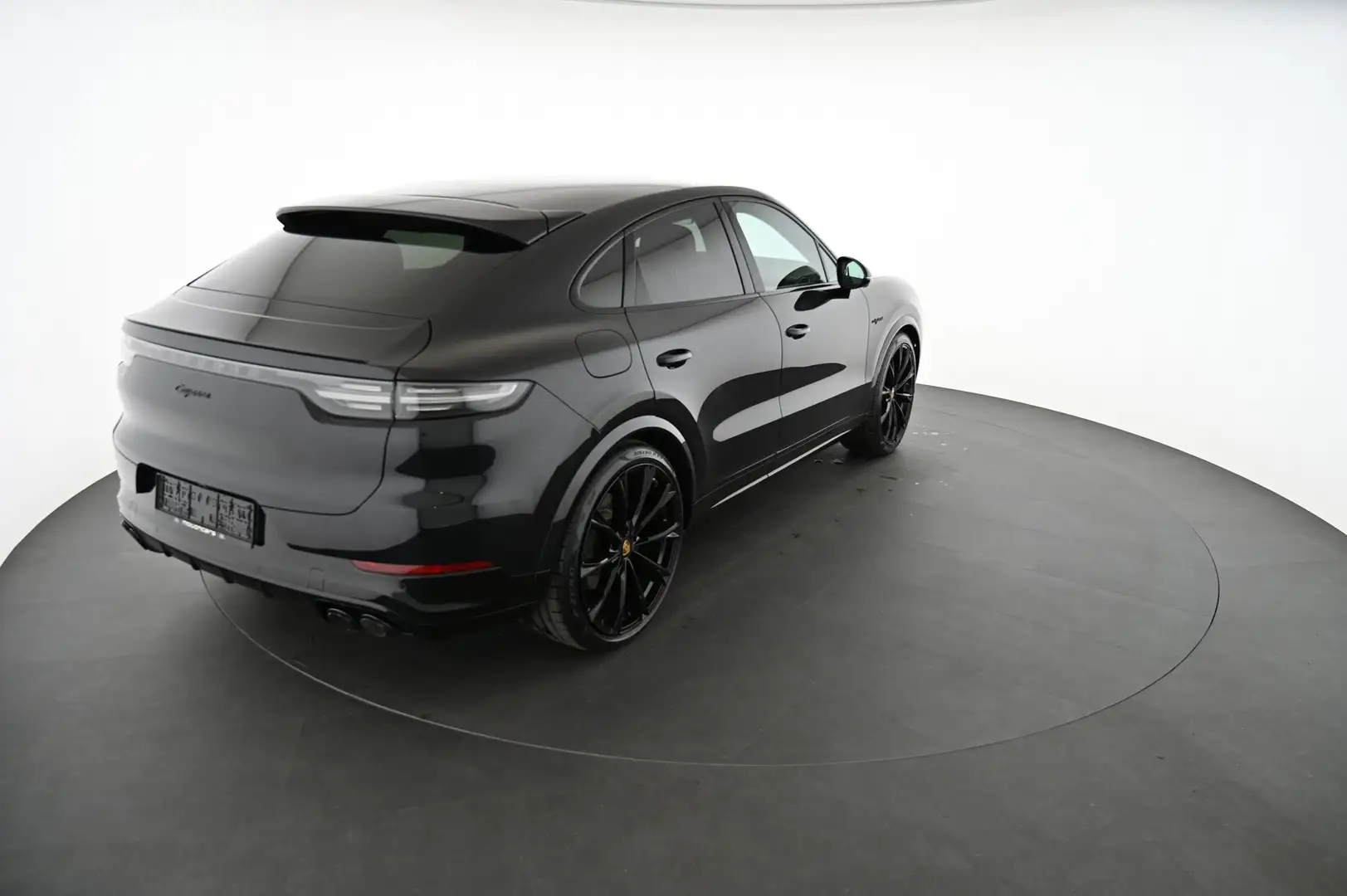 Porsche Cayenne Coupe E-Hybrid Approved 11/2026 Carbon Schwarz - 2