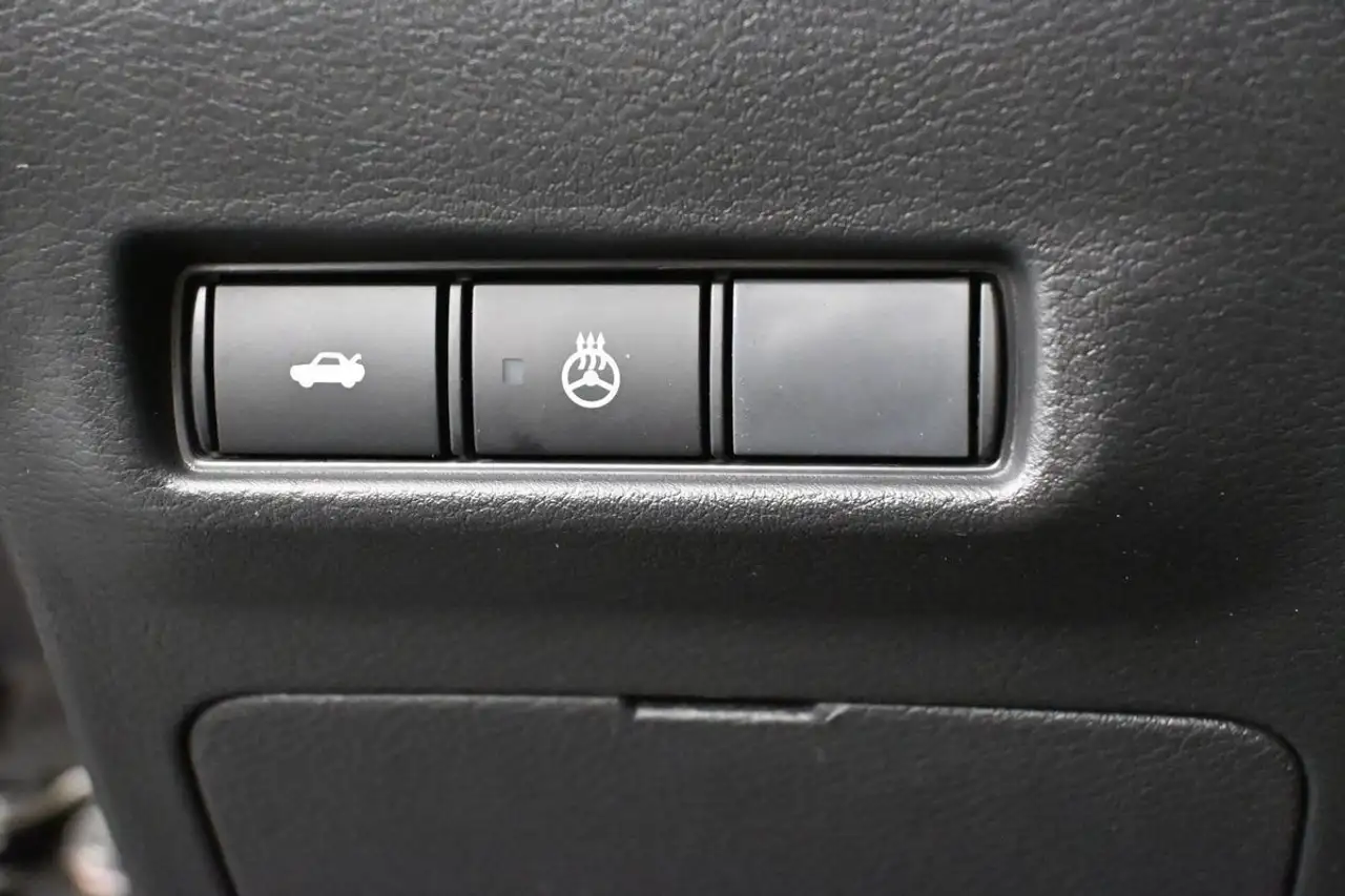 Nissan Sentra fotografie Nissan Sentra