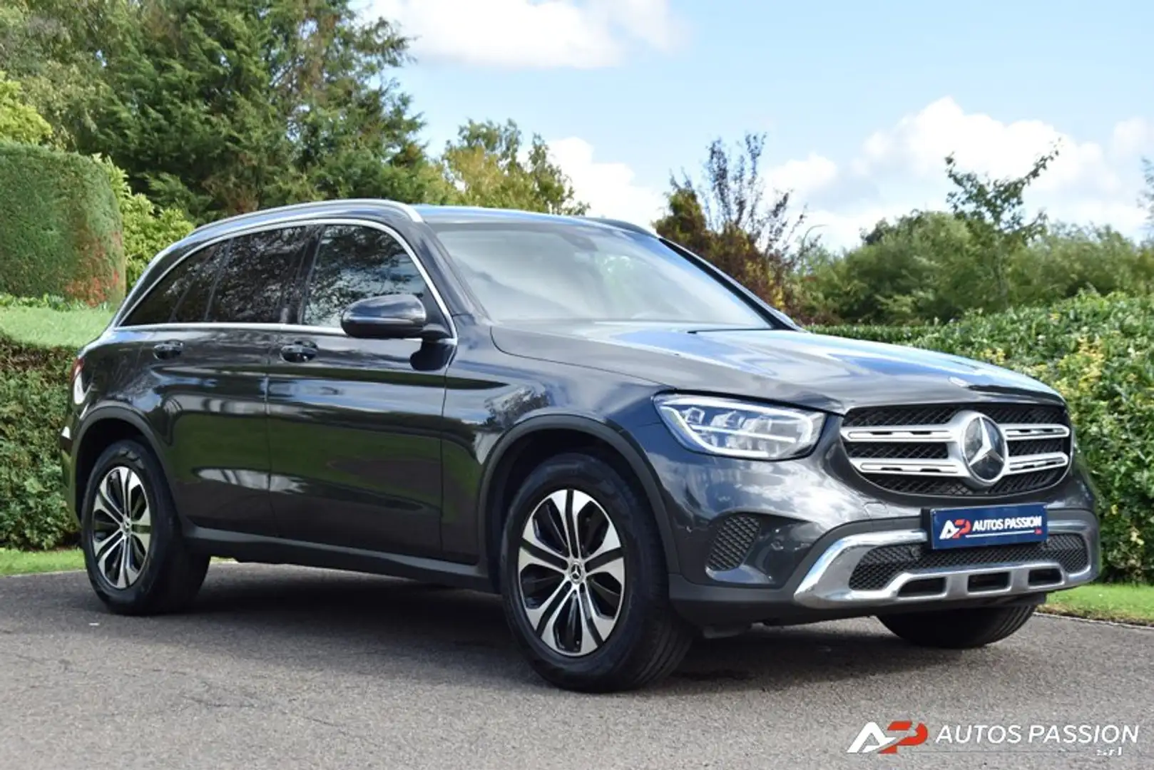 Mercedes-Benz GLC 200 Business Solution 9G-Tronic Grijs - 2