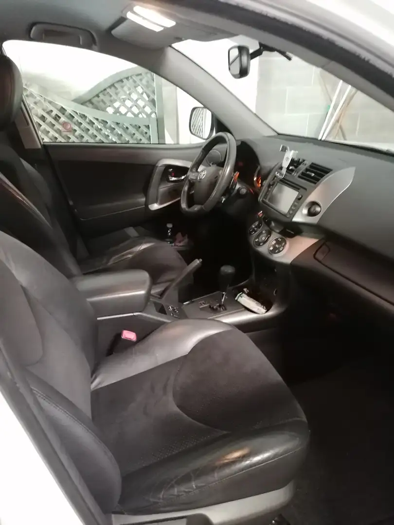 Toyota RAV 4 Rav4 Crossover 2.2 d-cat Style 150cv auto - 2