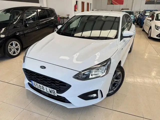 Ford Focus 1.0 Ecoboost MHEV 92kW STLine