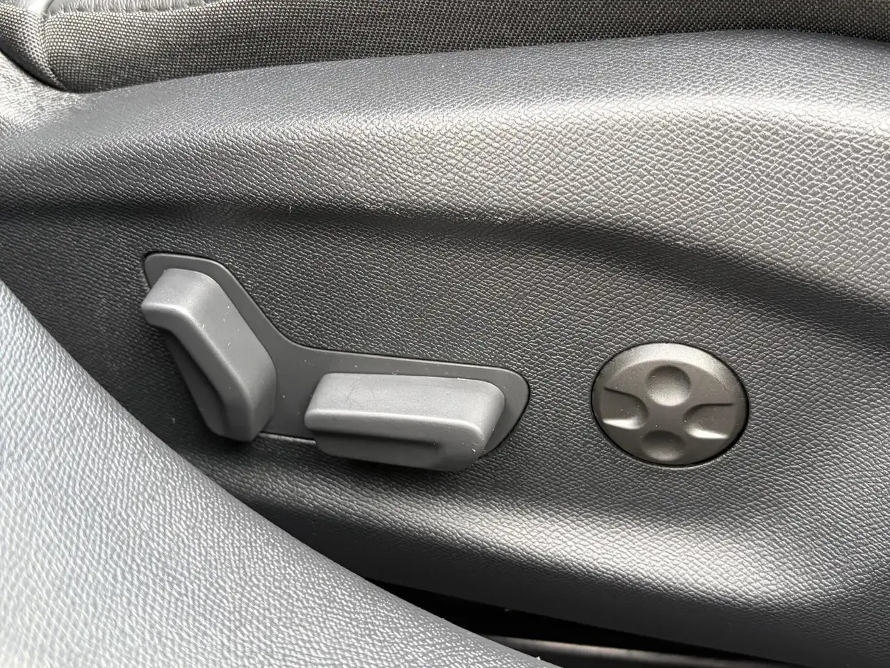 Citroen C5 X 1.6 Plug-in Hybrid 225 Shine LEER NAVI TREKHAA, миниатюра 26
