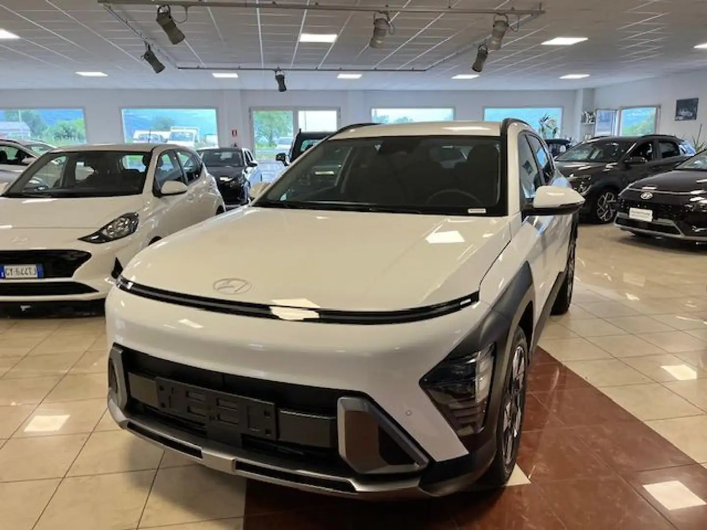 Hyundai KONA 1.0 T-GDI Hybrid 48V iMT XLine Plus Bianco - 2