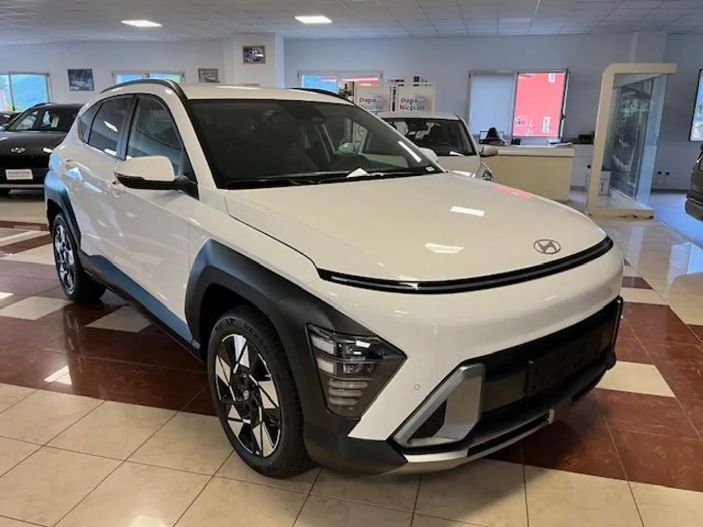 Hyundai KONA 1.0 T-GDI Hybrid 48V iMT XLine Plus Bianco - 1