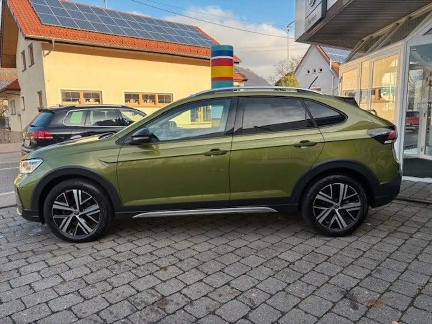 Volkswagen Taigo 1.5 TSI DSG Style/RFK/LED/SHZ Grün - 2