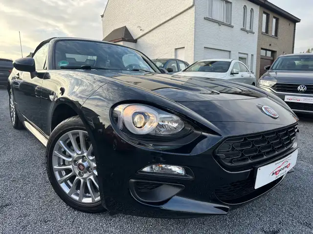 Fiat 124 Spider 1.4 Multiair 12 Maanden waarborg  6000 KM