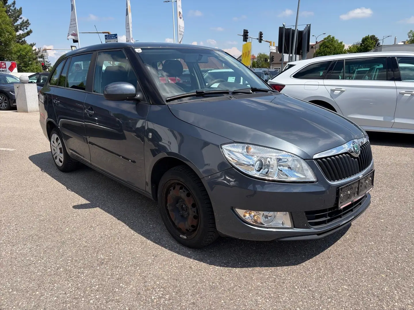 Skoda Fabia Combi Ambiente 1,6 TDI CR DPF Grau - 1