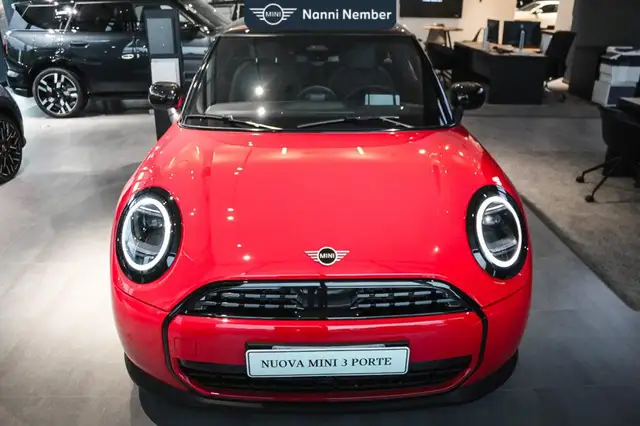 Mini Cooper Cooper view 2