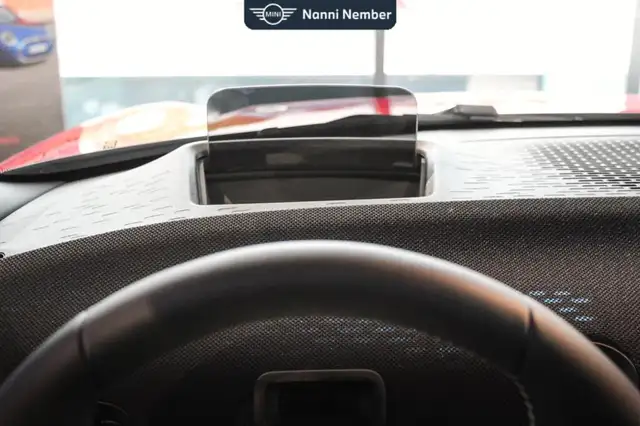 Mini Cooper Cooper view 9