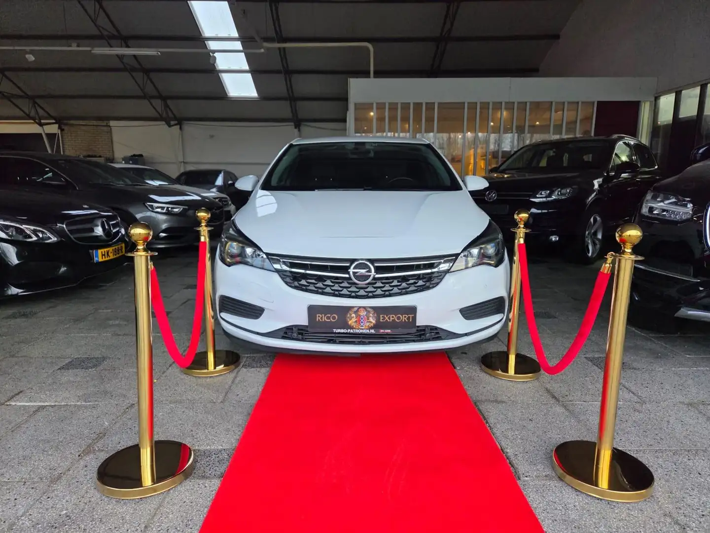 Opel Astra 1.6 CDTI Business Executive 184449KM! 2019 Weiß - 1