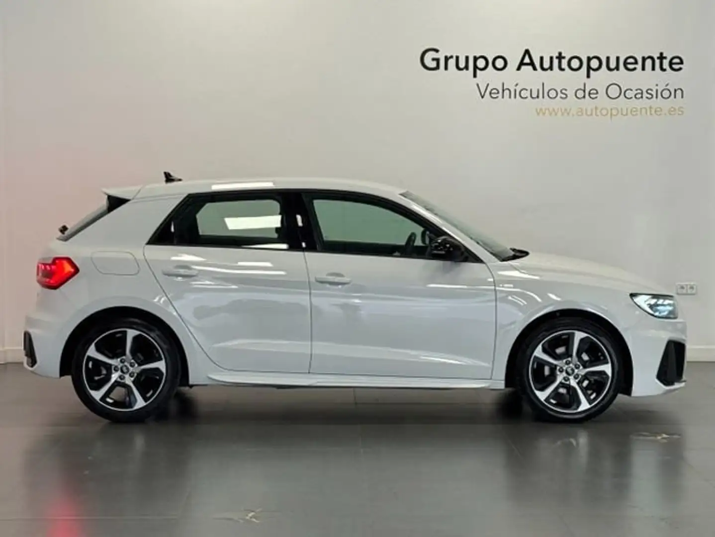 Audi A1 SPORTBACK S LINE Wit - 2