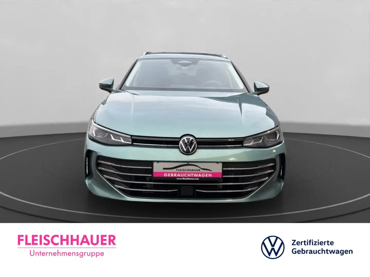 Volkswagen Passat Variant 1.5 eTSI  Business AHK LED Kamera Grün - 2