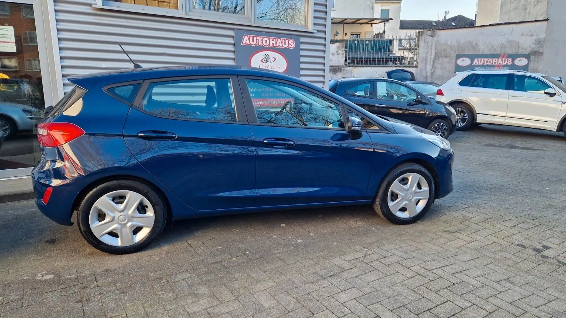 Ford Fiesta 1.1 SPURHALTE+KLIMA+BLUETOOTH Blau - 2