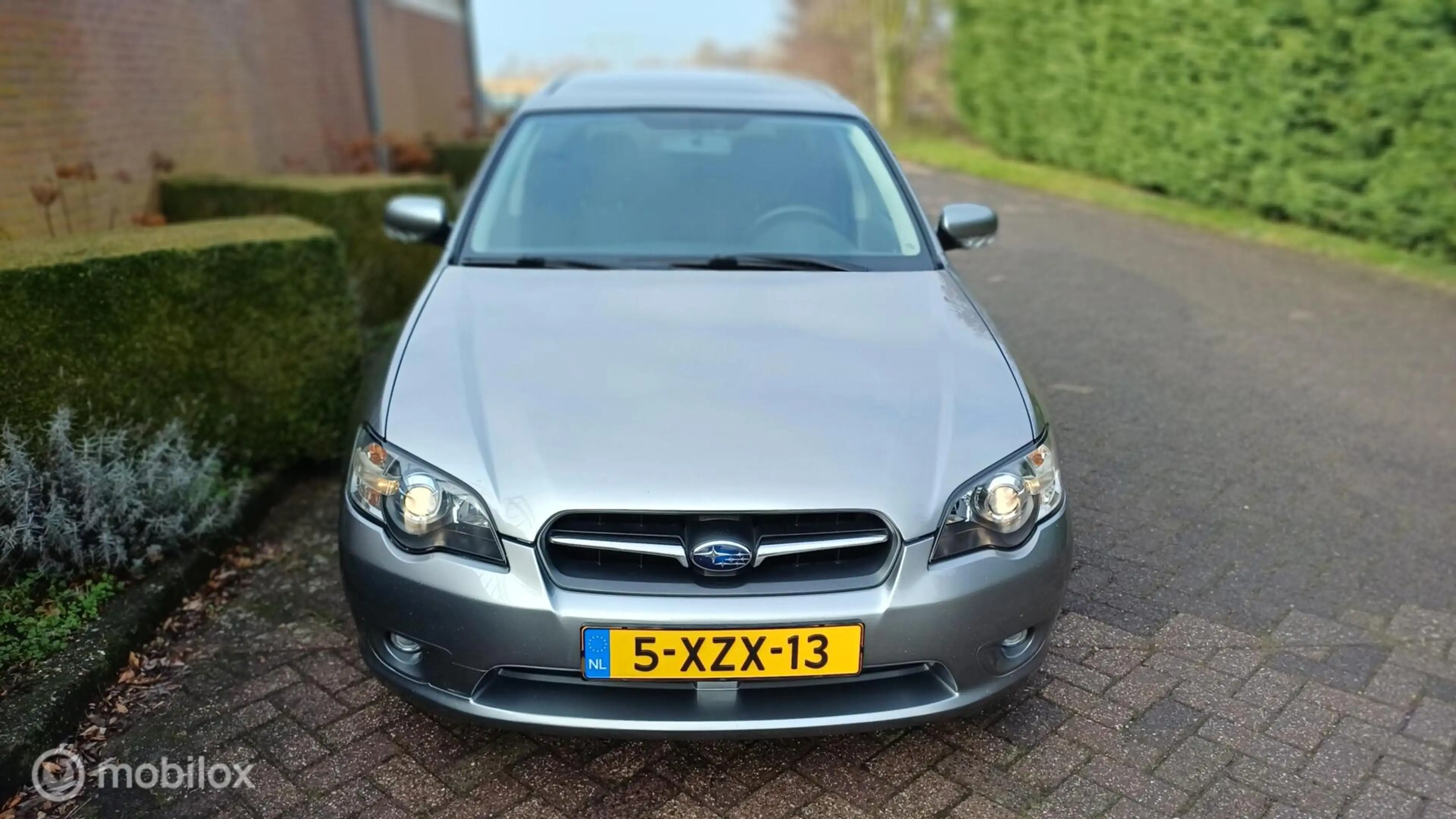 Subaru Legacy Touring Wagon 2.0R Comfort — photo 9