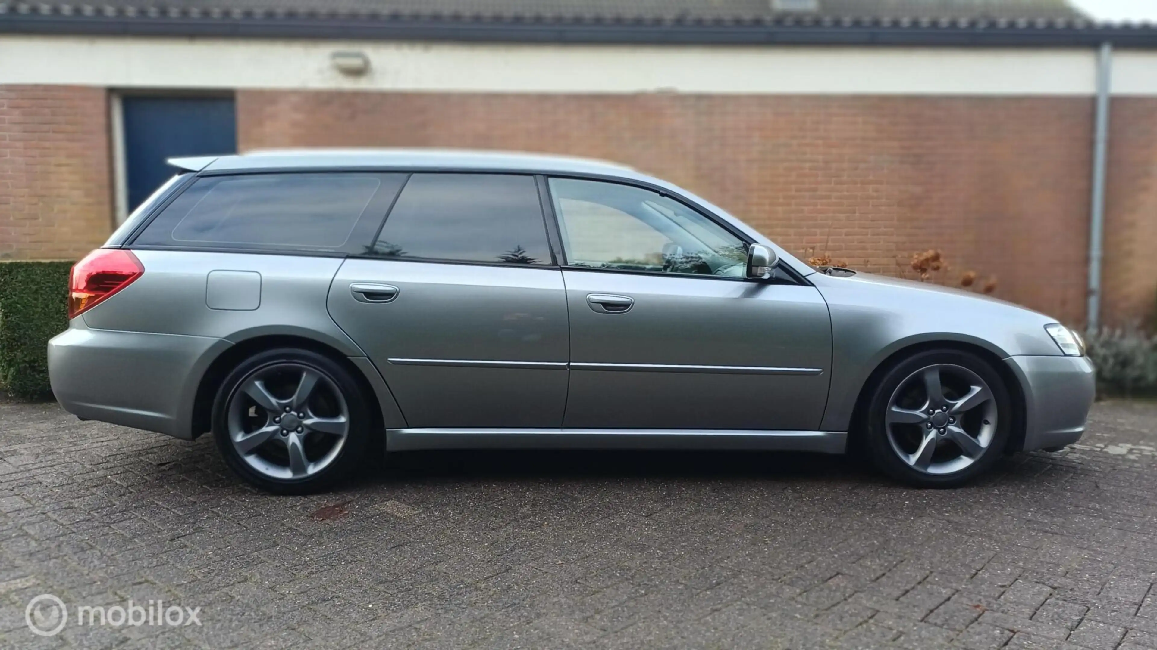 Subaru Legacy Touring Wagon 2.0R Comfort — photo 7
