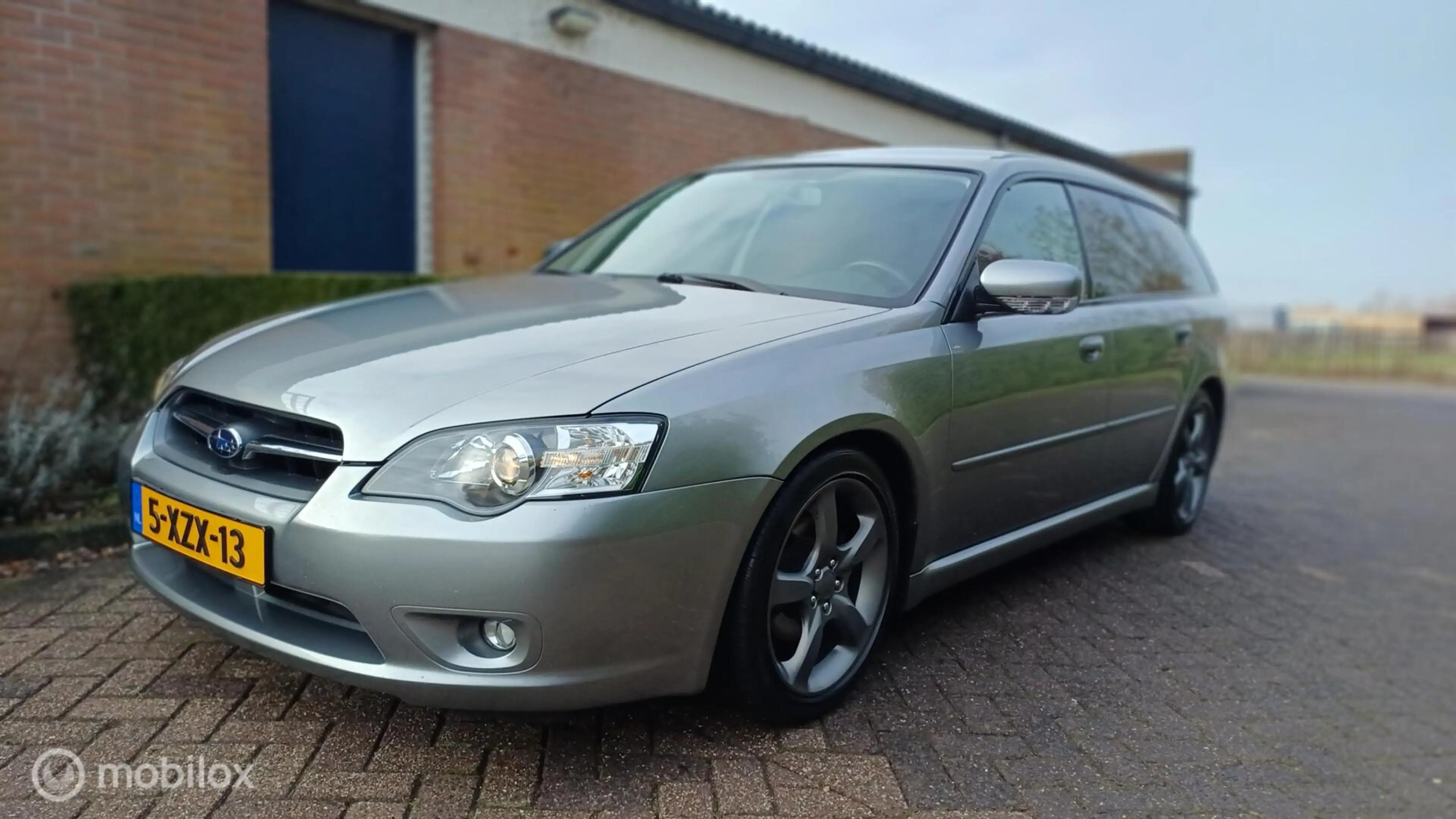 Subaru Legacy Touring Wagon 2.0R Comfort — photo 13