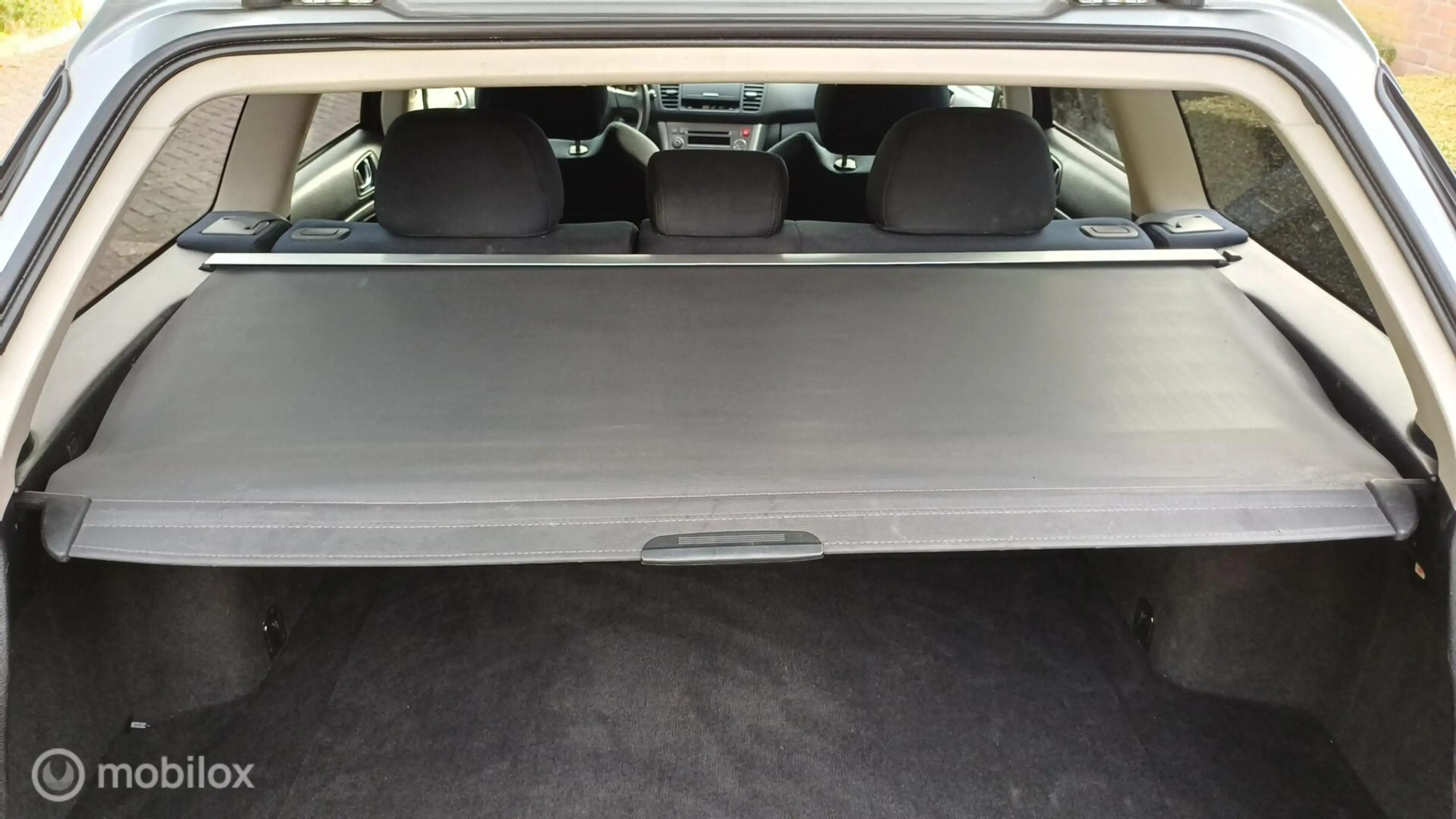 Subaru Legacy Touring Wagon 2.0R Comfort — photo 15