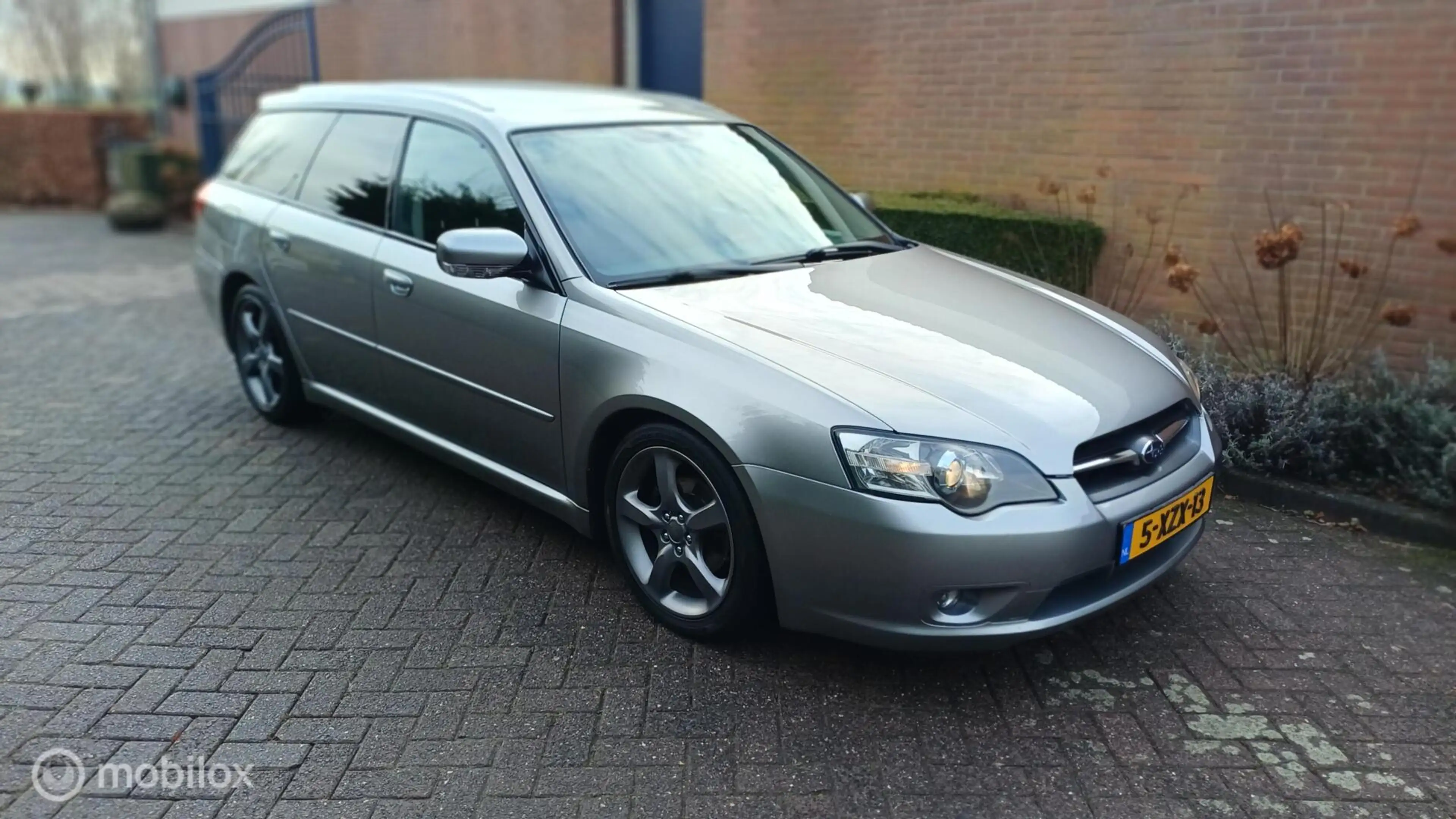 Subaru Legacy Touring Wagon 2.0R Comfort — photo 10