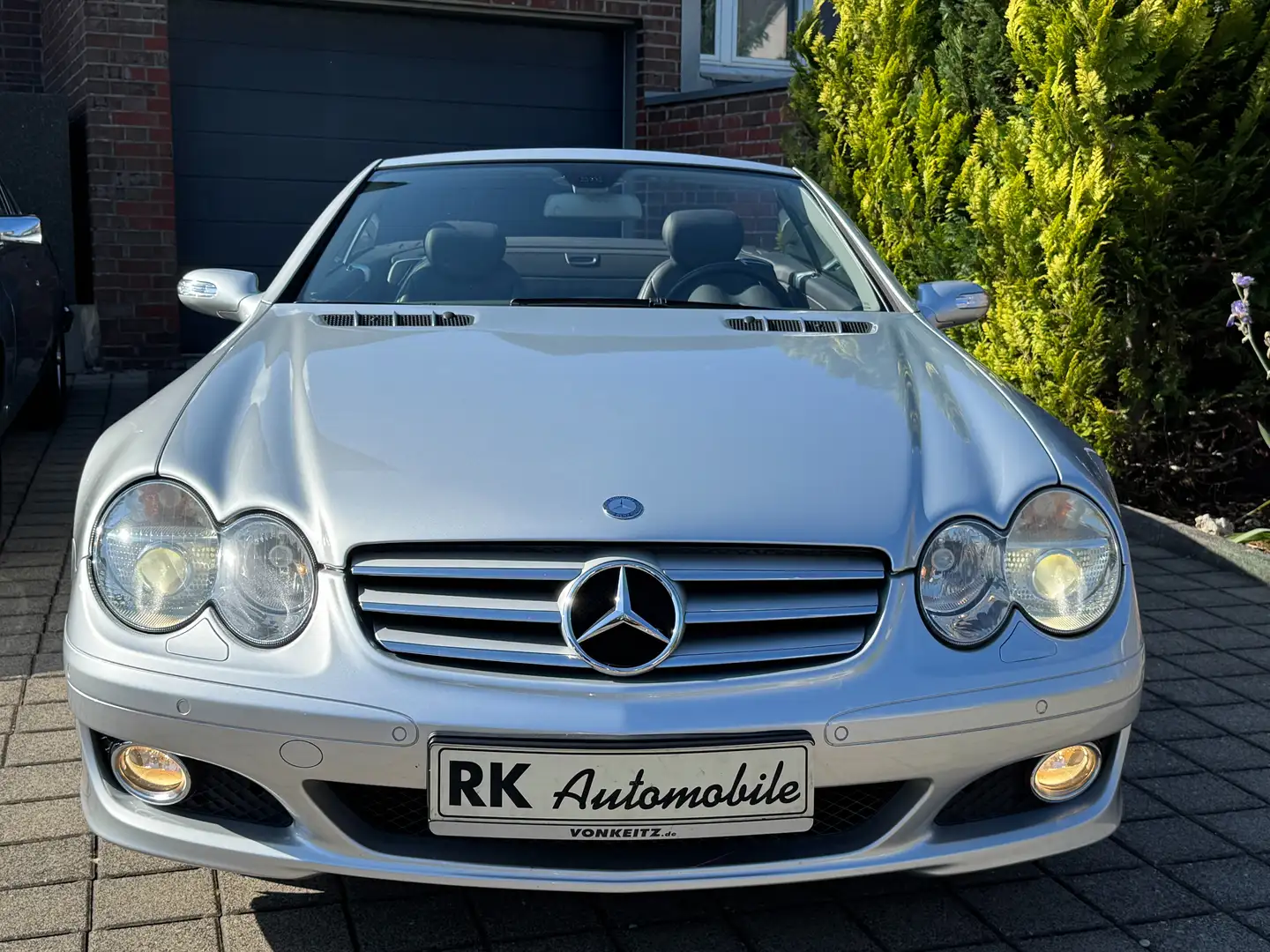 Mercedes-Benz SL 500 7G-TRONIC Deutsches Fahrzeug Срібний - 2