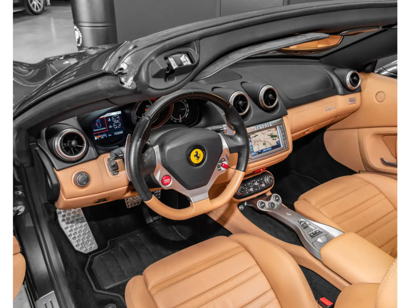 Ferrari California 4.3 V8_4 STZ/NAVI/20'/LIFT/ GRIGIO SILVERSTONE Grau - 2